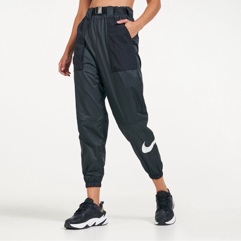 ✨ Nike Women’s NSW Cuffed Track Pants Black XL Tapered Leg White Swoosh - Picture 1 of 14